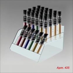 425