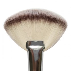 luxvisage270221-3-1